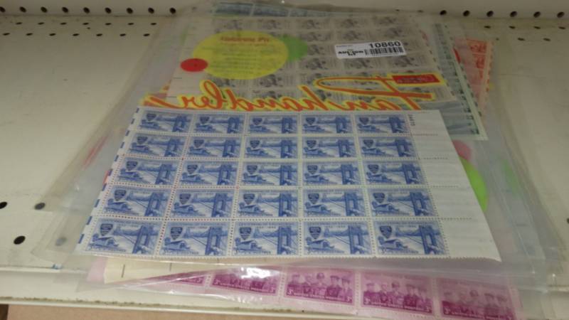 lot 10860 image: 20 sleeves w stamps