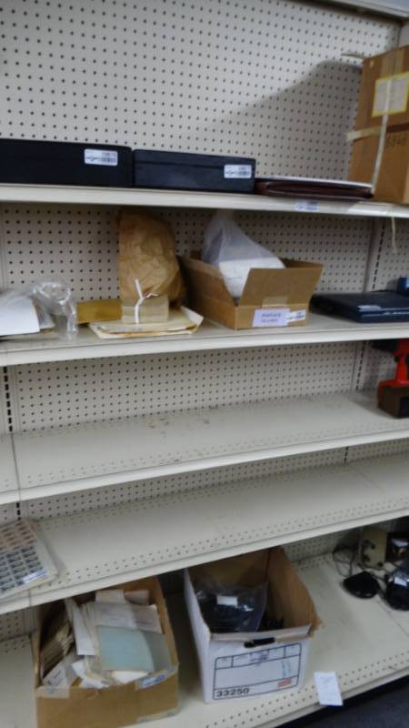 lot 10895 image: 4ft wide shelving section. NO CONTENTS