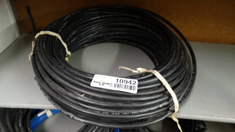 lot 10942 image: Lot of wire.