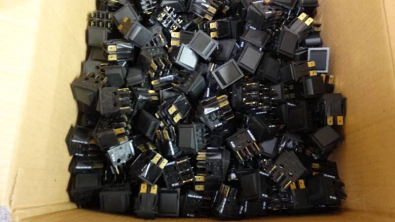 lot 10945 image: Box of electronic switches.