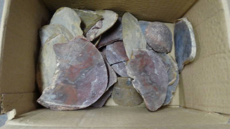 lot 10969 image: Box of decorative rocks.