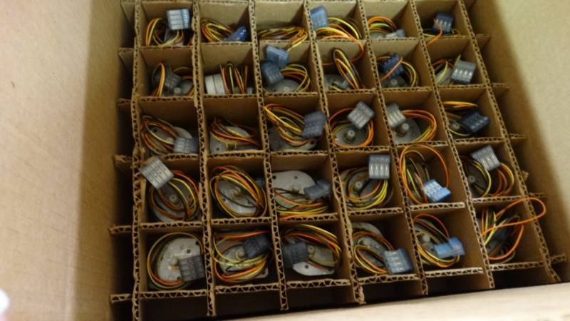 lot 10991 image: Box of steppers.