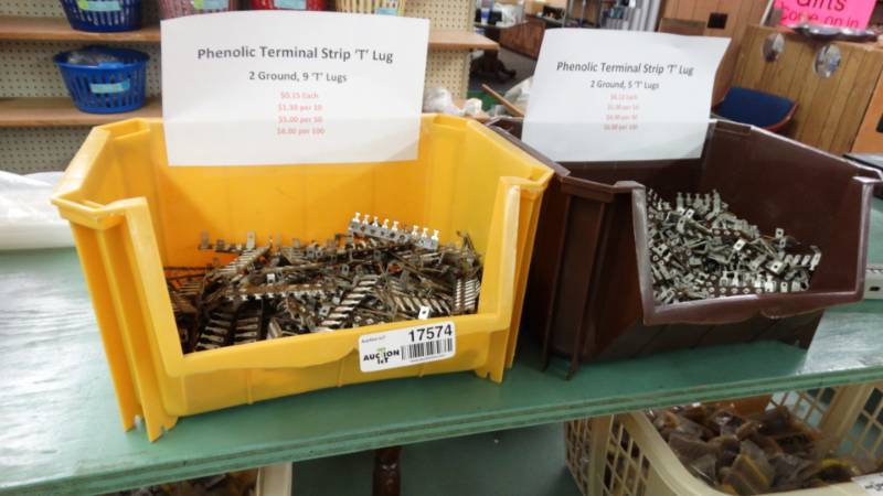 lot 17574 image: 2 tubs of phenolic terminal strip T lug.