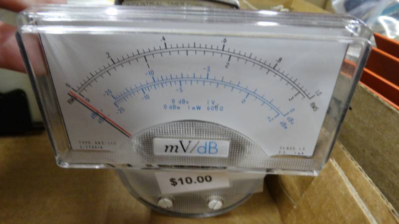 lot 17599 image: Box of gauges and misc.