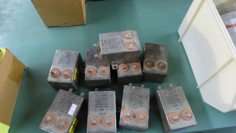 lot 17609 image: Lot of F filters.