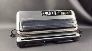 FoodSaver 2-IN-1 Automatic Vacuum Sealing System