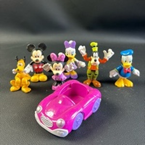 lot 89 image: Disney Action Figures (6)and Minnie Mouse Car