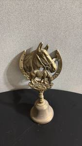 lot 277 image: Made in England Brass Horse and Horseshoe Bell Ornament