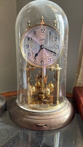 lot 289 image: Vintage Schatz 400-day anniversary clock. Type Torsion pendulum clock. Origin Made in Germany