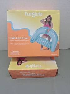 lot 100 image: (2) NIB Inflatable Pool Floats