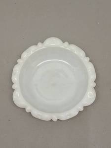 lot 104 image: Vintage Anchor Hocking, Old Colony Lace Edge, 5 Ashtray