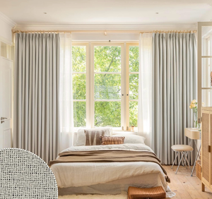 lot 3287 image: HUTO Pinch Pleated Curtain 52W x 84L Inches, Faux Linen Full Blackout Thermal Insulated Waterproof Pleated Drape with Tieback for Bedroom, Living Room, Meetingroom, Theater (White Birch, 1 Panel) - Retail $0