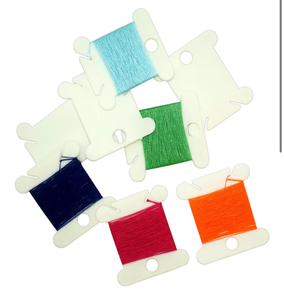 lot 3317 image: 120 Pcs Plastic Floss Bobbins Organizer Embroidery Thread Holder Cross Stitch Thread Organizer White Card Holder DIY Sewing Storage Accessories - Retail $0