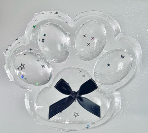 lot 3639 image: 5 Inch Big Cat Paw Taba Squishy, Transparent Cat Paw Squishy, Large Squeeze Toy for Chill and Stress Relief, Birthday Gift Present Easter Stuffer - Retail $0