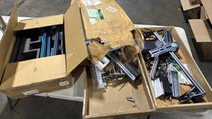 lot 3937 image: Misc 3D Printer Frame Kits and pieces with Aluminum Extrusions and Hardware - Retail $150