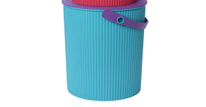 lot 3951 image: Storage buckets with lid set of 6 - Retail $0