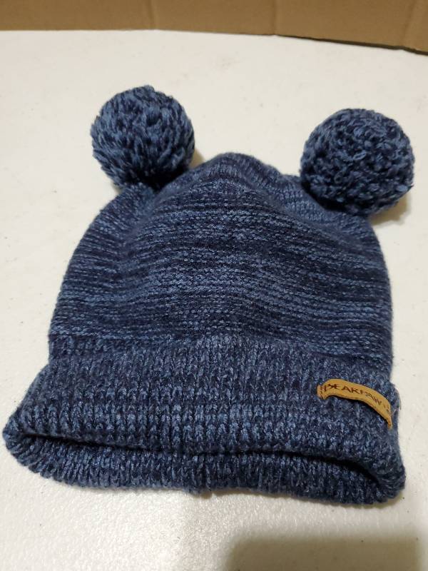 lot 16369 image: Kids Winter Beanie Childrens Warm Knitted Fleece Lined Ski Pom-Pom Warm Knit Hat for Boys & Girls 3-9 Years (blue) tear hole in the back(need Sewing) - Retail $8