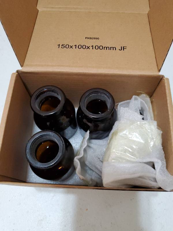 lot 16423 image: Reagent Media Bottle, 3 Pcs 60ml Glass Wide Mouth Reagent Media Storage Bottle with Glass Ground Stopper for Lab Water Reagent Liquids, Chemistry, Science, Vase, Perfume, Amber - Retail $14