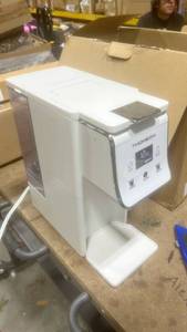 lot 21074 image: thomeow coffee maker