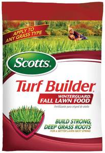 lot 62079 image: Scotts Turf Builder WinterGuard Fall Lawn Fertilizer for All Grass Types, 4,000 sq. ft., 10 lbs. little cut on bag