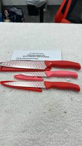 lot 11004 image: Prepology 3-Piece Printed Knife Set w Blade Scraper