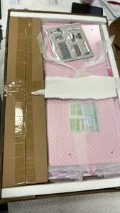 lot 13012 image: Delta Children Little Gem Dollhouse