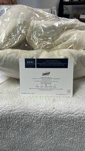 lot 10041 image: Home Reflections Waterproof Furniture Protector Cover - Sofa Size