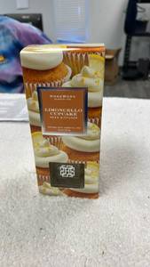 HomeWorx by Slatkin & Co Limoncello Cupcake Reed Diffuser