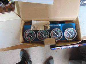 lot 3967 image: Motorcycle Carburetor Synchronizer