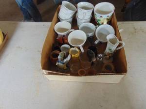 lot 3968 image: Coffee Cups and Shot Glasses
