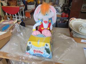 lot 3970 image: Roger Rabbit ToyStuffed - appears NIP