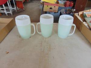 lot 3973 image: 3 Therma Ware Cups