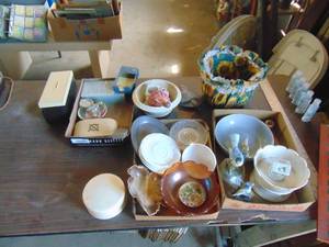 lot 3990 image: End of the Table - 23 Flats