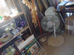 lot 4279 image: Fan - Lamp and Dream Catcher