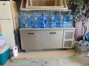 lot 4281 image: Prep Table - Works - Needs Coolant - read description