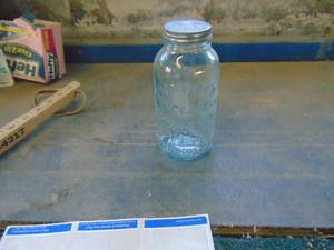 lot 4318 image: Horlicks Malted Milk Jar