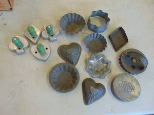 lot 4339 image: Cookie Cutter Selection