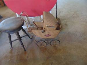 lot 4382 image: Vintage Baby Stroller