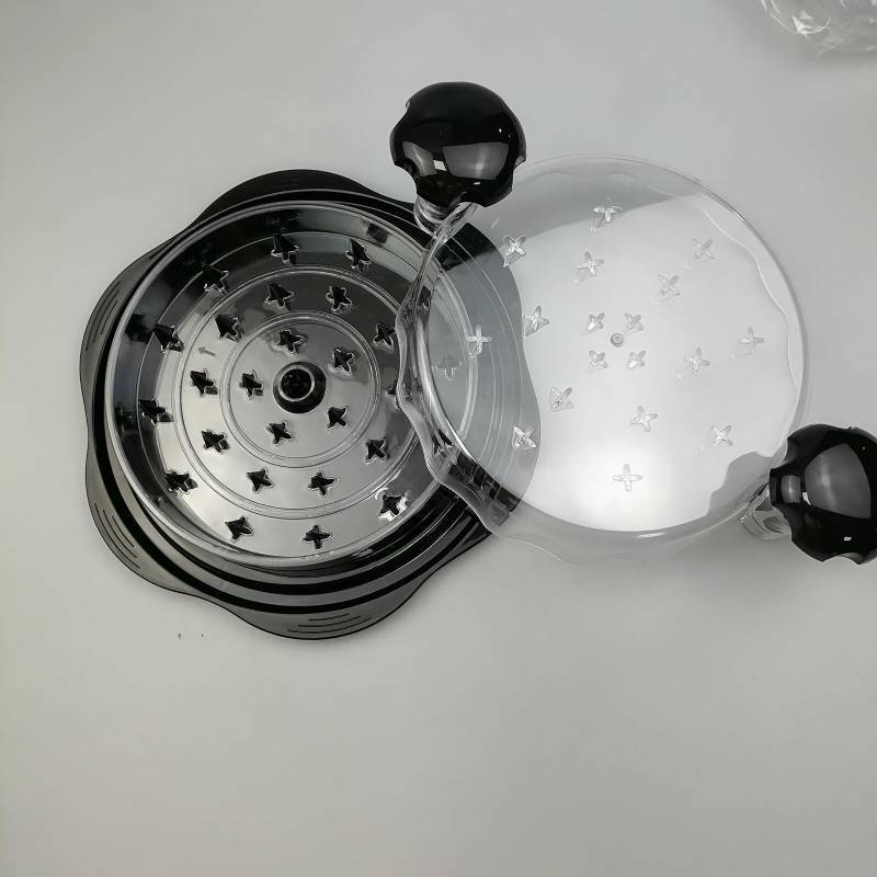 lot 25 image: NEW Premium Chicken Shredder, Large Meat Shredding Tool BBQ Gadget