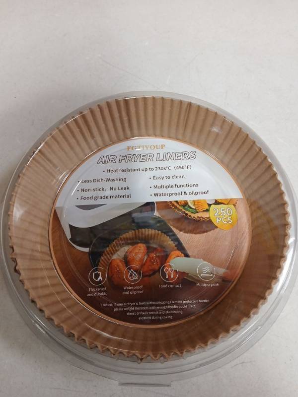 lot 23317 image: FGTIYOUP 250-Pack Air Fryer Paper Liners Round