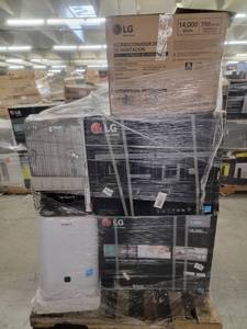 lot 60728 image: LG Room Air Conditiners 14,000 BTU  Dual Inverter- 2 count   14,000 BTU -2 count   Portable units -2 count