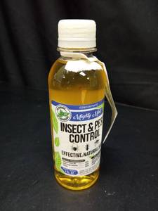 lot 1035 image: Mighty Mint Insect & Pest Control Concentrate - 7oz - Retail $22