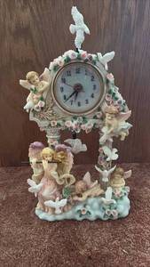 lot 60618 image: Decorative Angel Cherub Mantel Clock with Doves and Roses - Retail $25