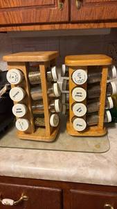 lot 60649 image: Wooden Spice Rack Carousel Set with Glass Jars - Retail $25