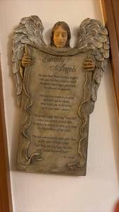lot 60652 image: Earthly Angels Wall Plaque with Poetry by D. Oyler - Retail $15