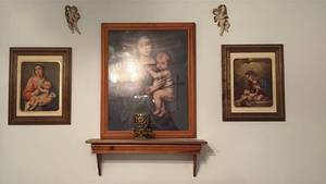 lot 60663 image: Religious Madonna and Child Art Collection with Wood Shelf and Cherub Wall Decorations - Retail $75