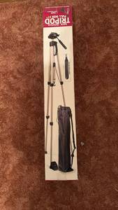 lot 60701 image: MX 2000 Tripod Full Size 61 Inch Camera Stand - Retail $25