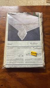 lot 60742 image: VYTEX Melody Vinyl Lace Tablecloth 60x90 Oblong - Retail $15