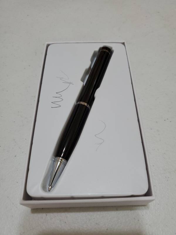 lot 56663 image: 72GB Digital Voice Recorder, Audio Recorder with 25H Battery Life, Playback & Voice Activation Recording Device, Voice Activated Recorder with AI Noise Reduction for LecturesMeetingsInterviews - Retail $40