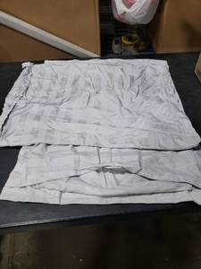 lot 8923 image: White Cotton Bedding Set with Pillowcase FQ